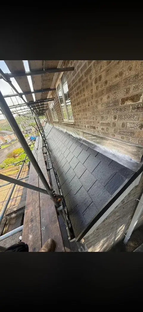 Natural slate roof by Yellowstone Roofing, Wiltshire 12