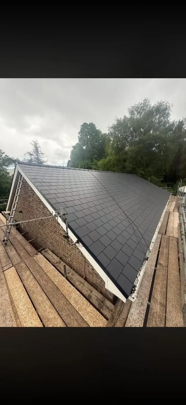 Natural slate roof by Yellowstone Roofing, Wiltshire 14