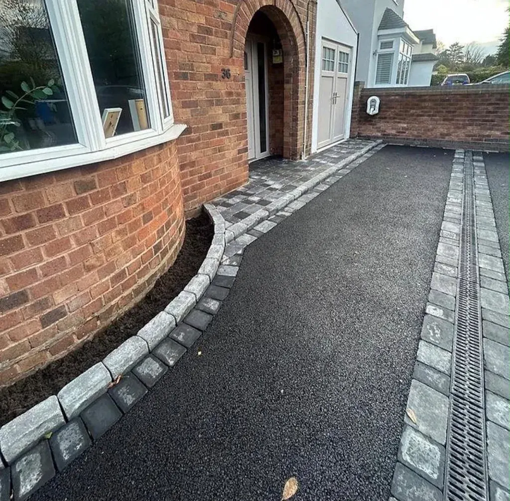 Tarmac driveway by Yellowstone, Wiltshire 1