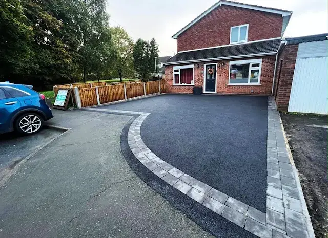 Tarmac driveway by Yellowstone, Wiltshire 2