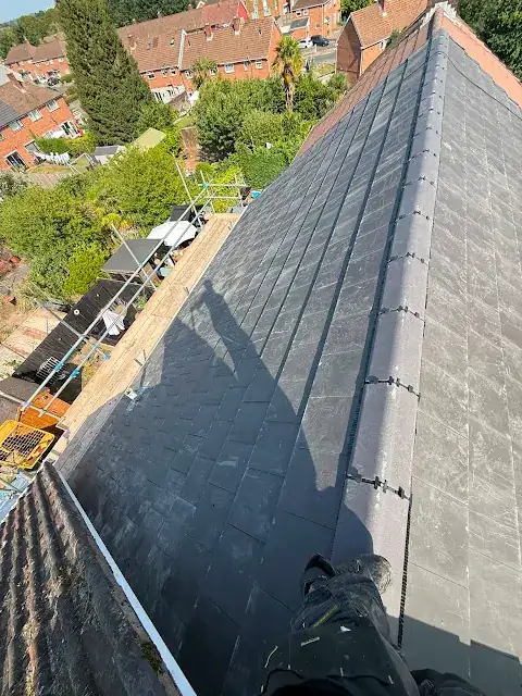 Natural slate roof by Yellowstone Roofing, Wiltshire 1