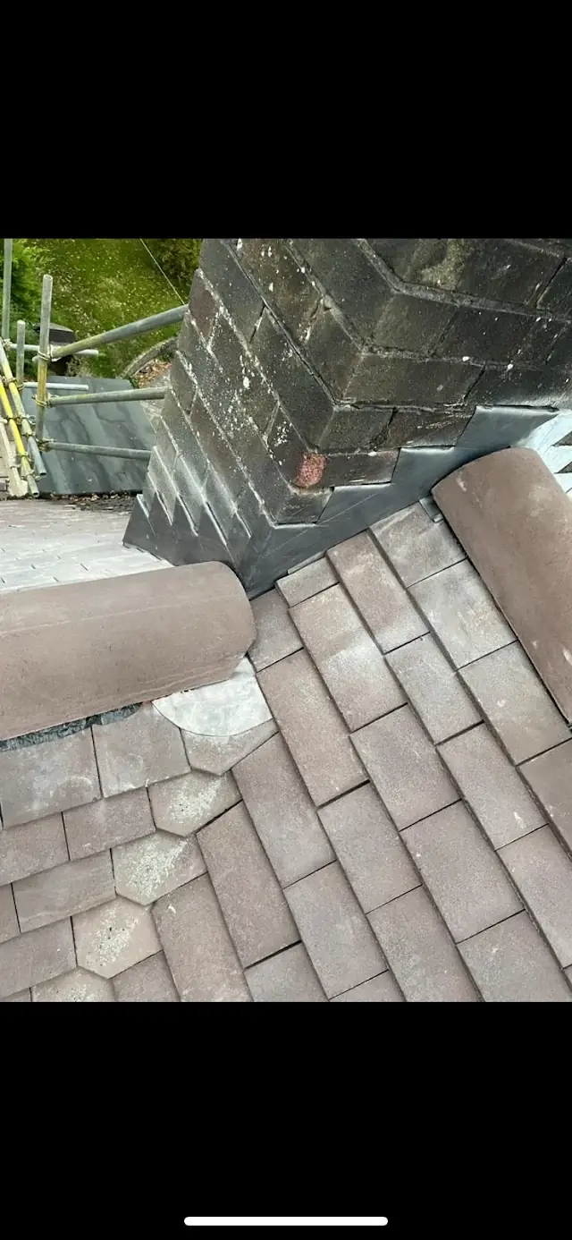 Natural slate roof by Yellowstone Roofing, Wiltshire 6
