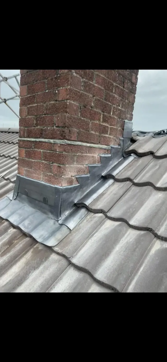 Natural slate roof by Yellowstone Roofing, Wiltshire 10