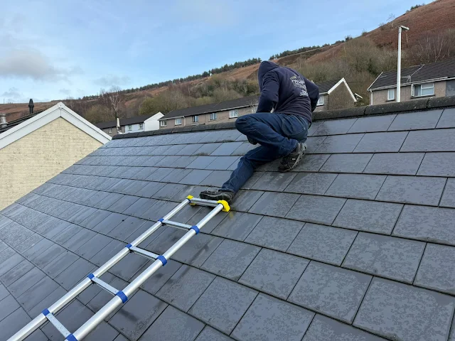 Roof repair by Yellowstone Roofing, Wiltshire 10