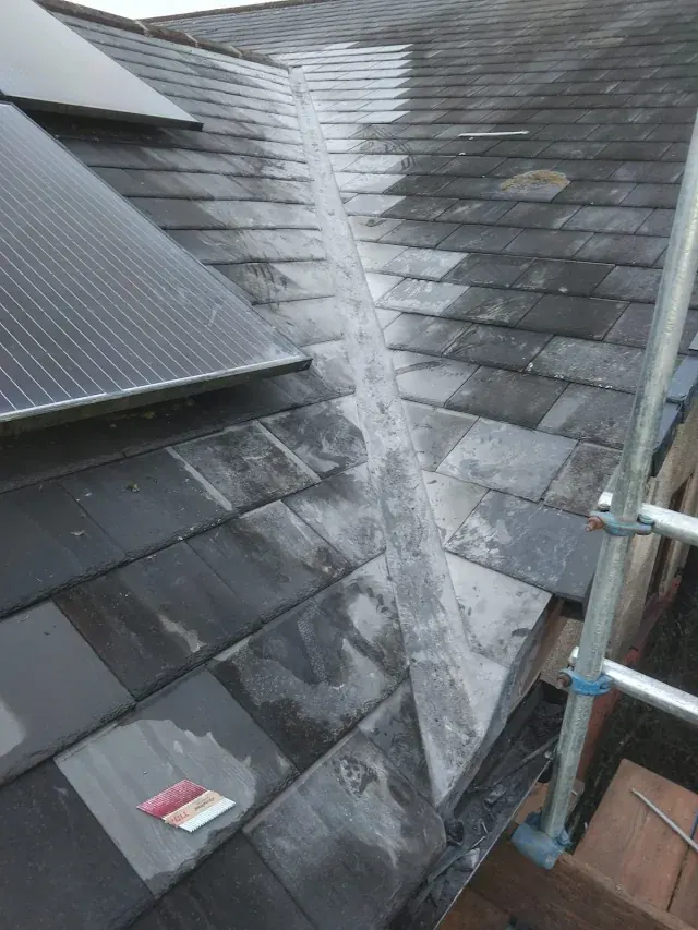 Roof repair by Yellowstone Roofing, Wiltshire 15