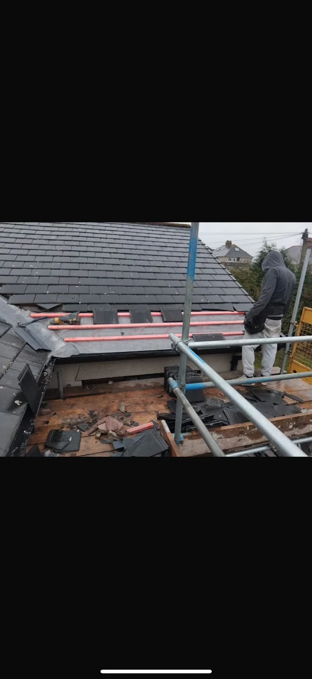 Roof repair by Yellowstone Roofing, Wiltshire 23